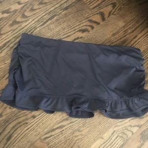 Athleta ruffled swim skirt
